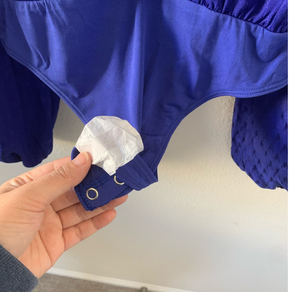 EXPRESS Satin Jacquard Tie Front Thong Bodysuit - Picture 8 of 11